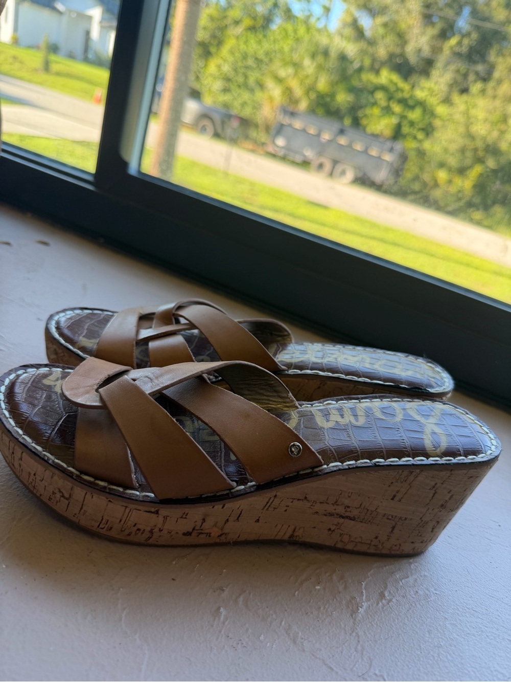 Sam Edelman Raynere Brown Leather Wedge Slip-On Sandals Size 9